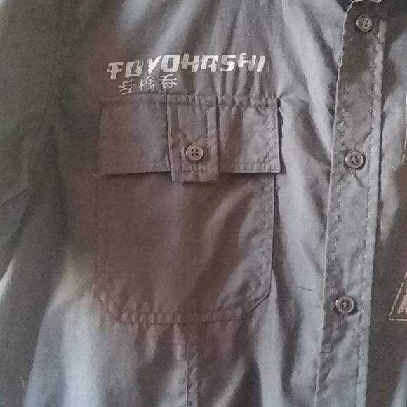 Shirt - Picture 4 of 4